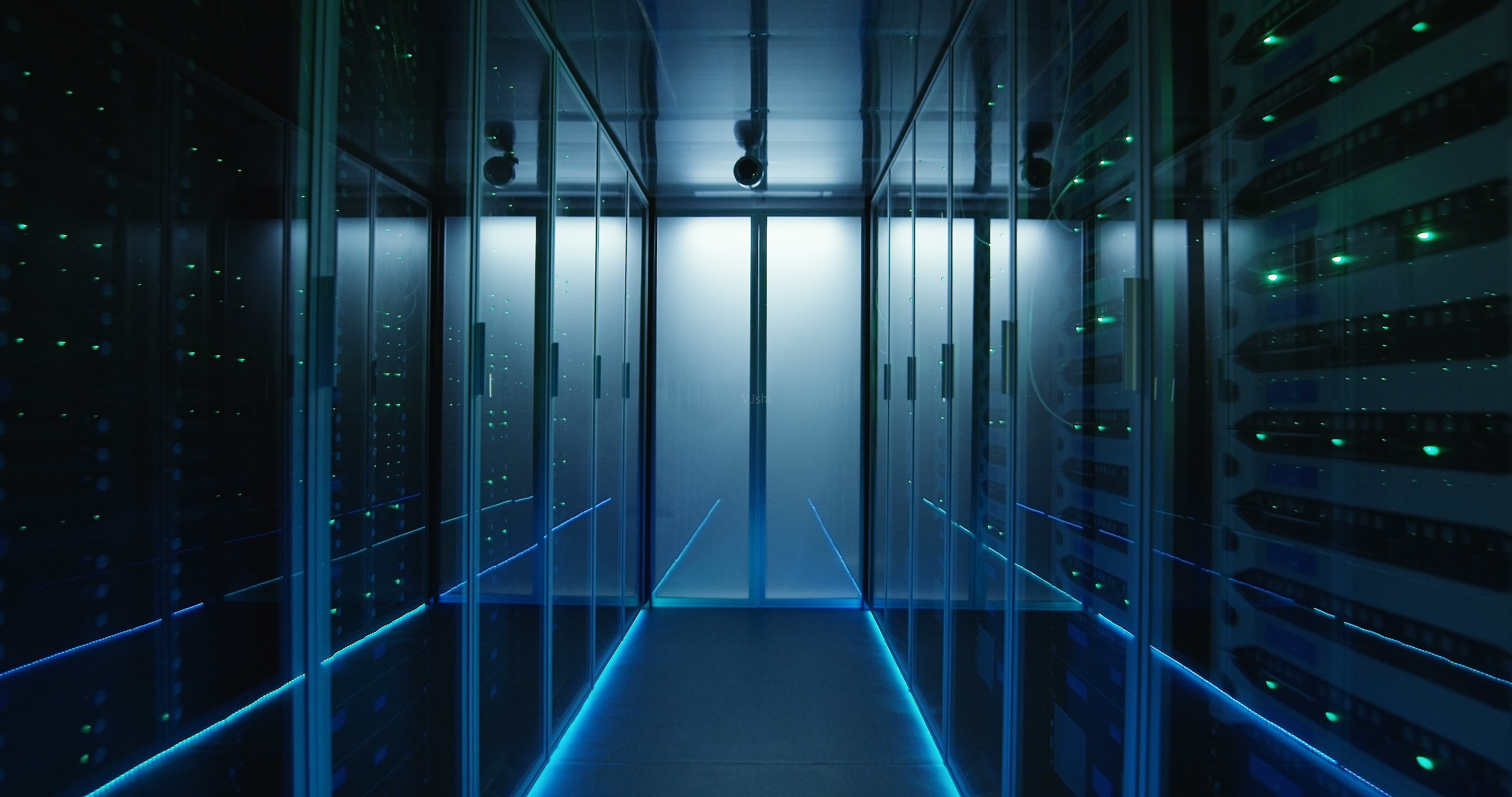 6177a64f2c75d.jpg 越南服務器機房.jpg