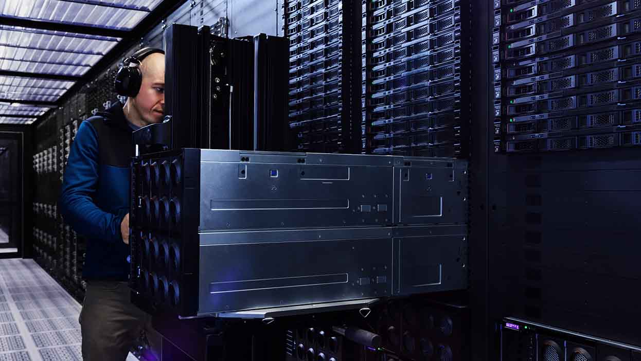 6215dbcc5bd79.jpg 香港大帶寬服務器.jpg