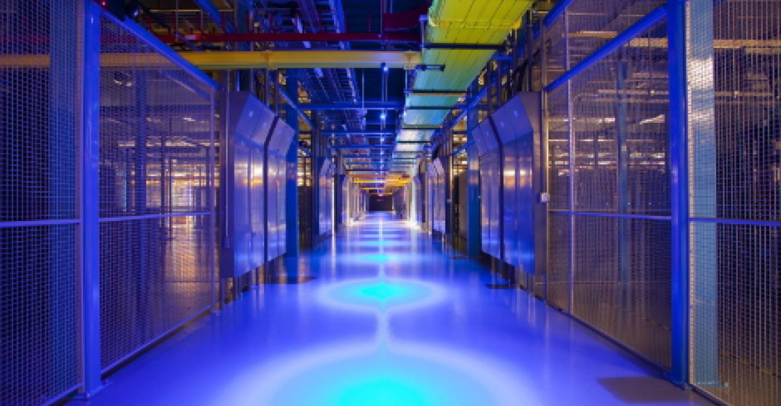 625d03e35d6cc.jpg 恒訊科技的日本機房位于:東京數(shù)據(jù)中心.jpg