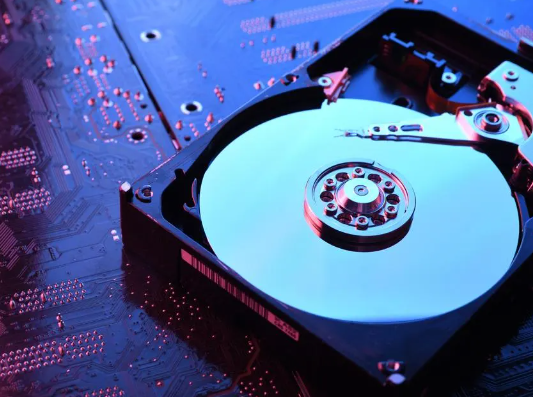 HDD機(jī)械硬盤(pán)在服務(wù)器存儲(chǔ)中有什么優(yōu)勢(shì)與局限？.png